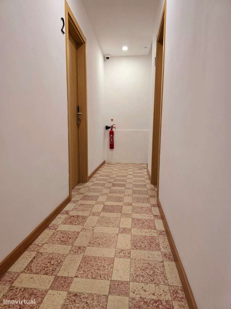 Moradia T6 Duplex no Centro Histórico de Évora – Ideal para Alojamento-11