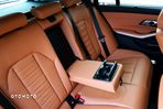 BMW Seria 3 320d Touring Luxury Line - 22