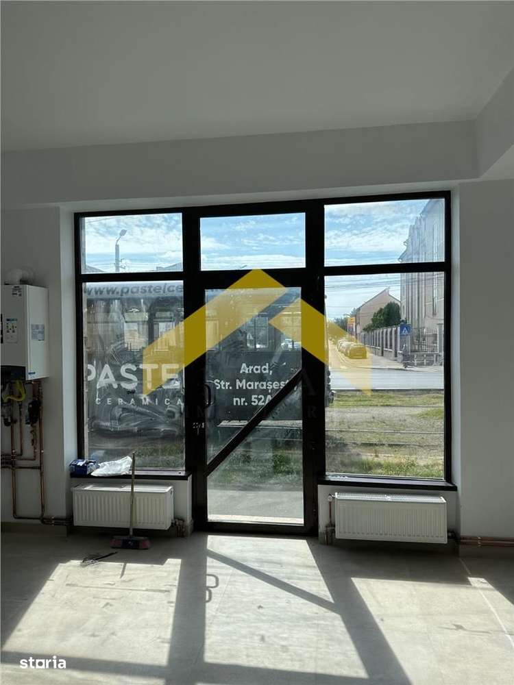 Spatiu comercial de vanzare zona Gradiste pe principala - Imagine principală: 3/4