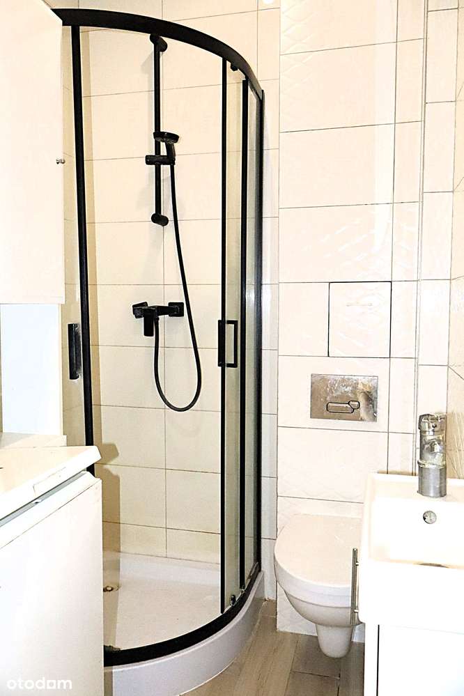 I piętro, Sokołowska 156-6