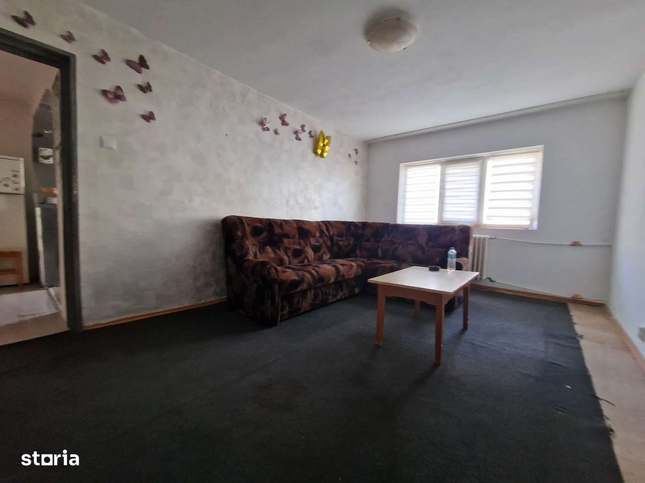 Navodari (Sud Str Rândunelelor)- 2 camere decomandate etaj 3/4, liber-0