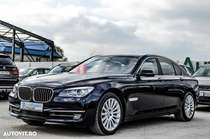 BMW Seria 7 730d xDrive Edition Exclusive - 13