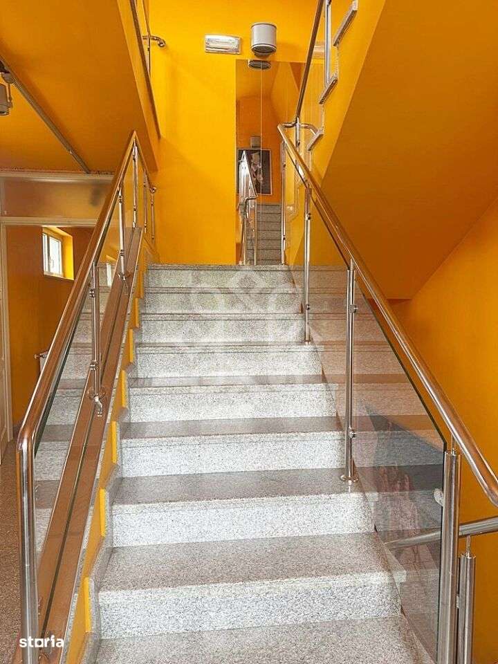Spatiu comercial 200mp de inchiriat zona Oncea Etaj II - Imagine principală: 5/6