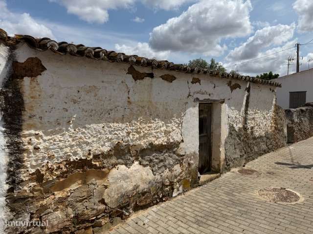 Ruína para Reconstruir em Alcaria Ruiva – Oportunidade Única! - Grande imagem: 2/15