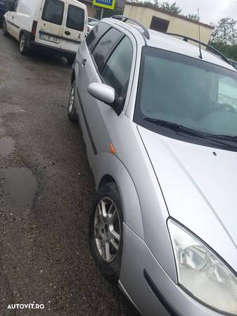 Dezmembram Ford Focus din 2003 1.8 TDCI - 4