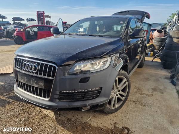 Dezmembrez Audi Q7 facelift 4.2 FSI motor BAR 257KW volan stanga - 1