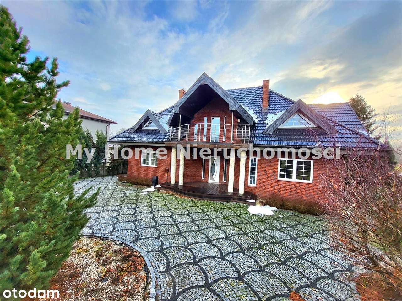 Dom na sprzedaż, Częstochowa, 6 pokoi-0