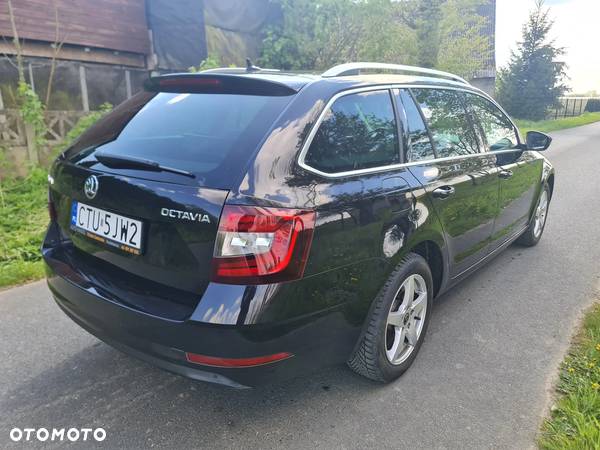 Skoda Octavia 2.0 TDI 4x4 DSG Style - 9