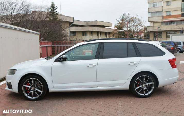 Skoda Octavia 2.0 TDI DSG RS - 14