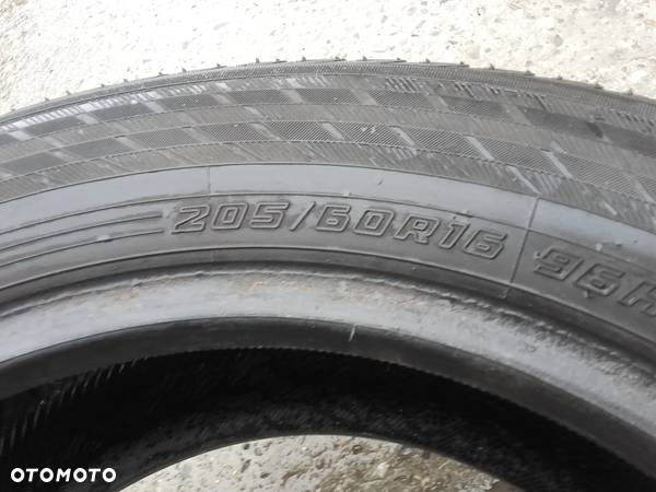 16” - YOKOHAMA - 205/60 r16 cali – ZIMOWE  Opony Blu Earth WINTER V905- stan: BDB - Gwarancja + Możliwy MONTAŻ  !! - 4