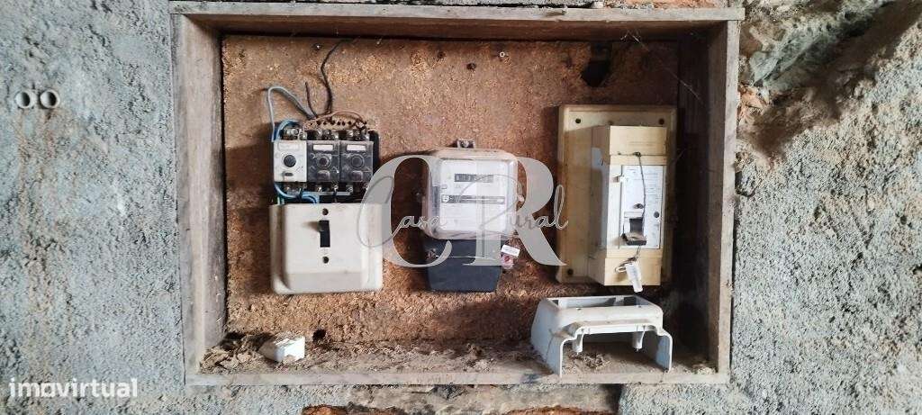 Moradia para restaurar-5