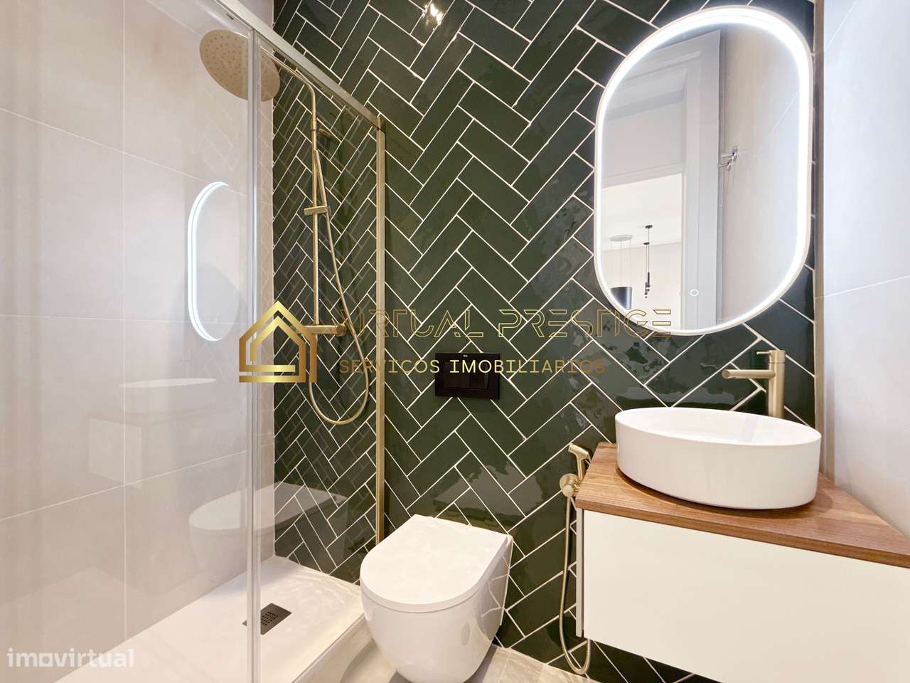 T3 Renovado com 2 Suites e Elevador na Almirante Reis-13