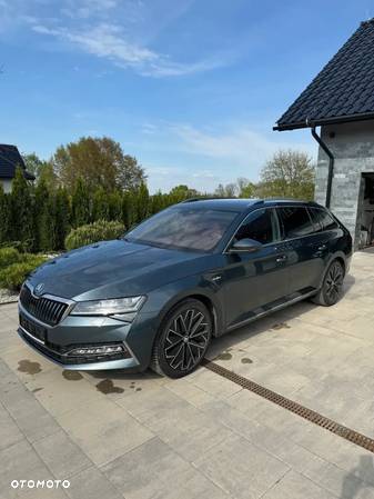 Skoda Superb 2.0 TDI SCR 4x4 L&K DSG - 4