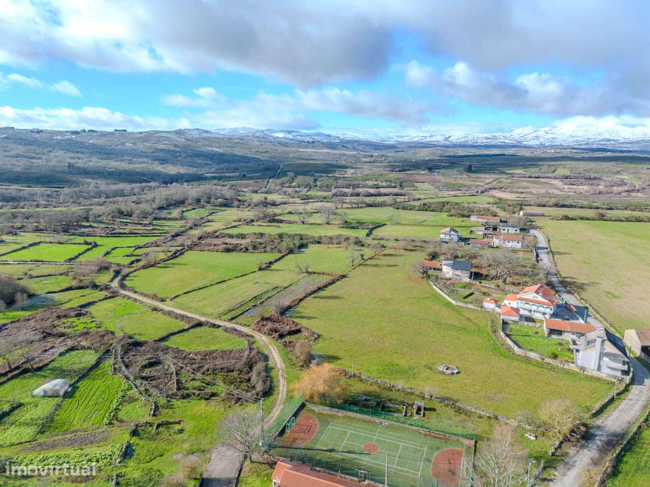 Ruina para Renovar em Calvão, Chaves - Oportunidade Única-14