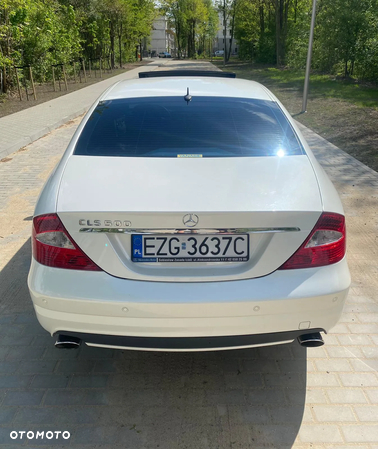 Mercedes-Benz CLS 500 - 6