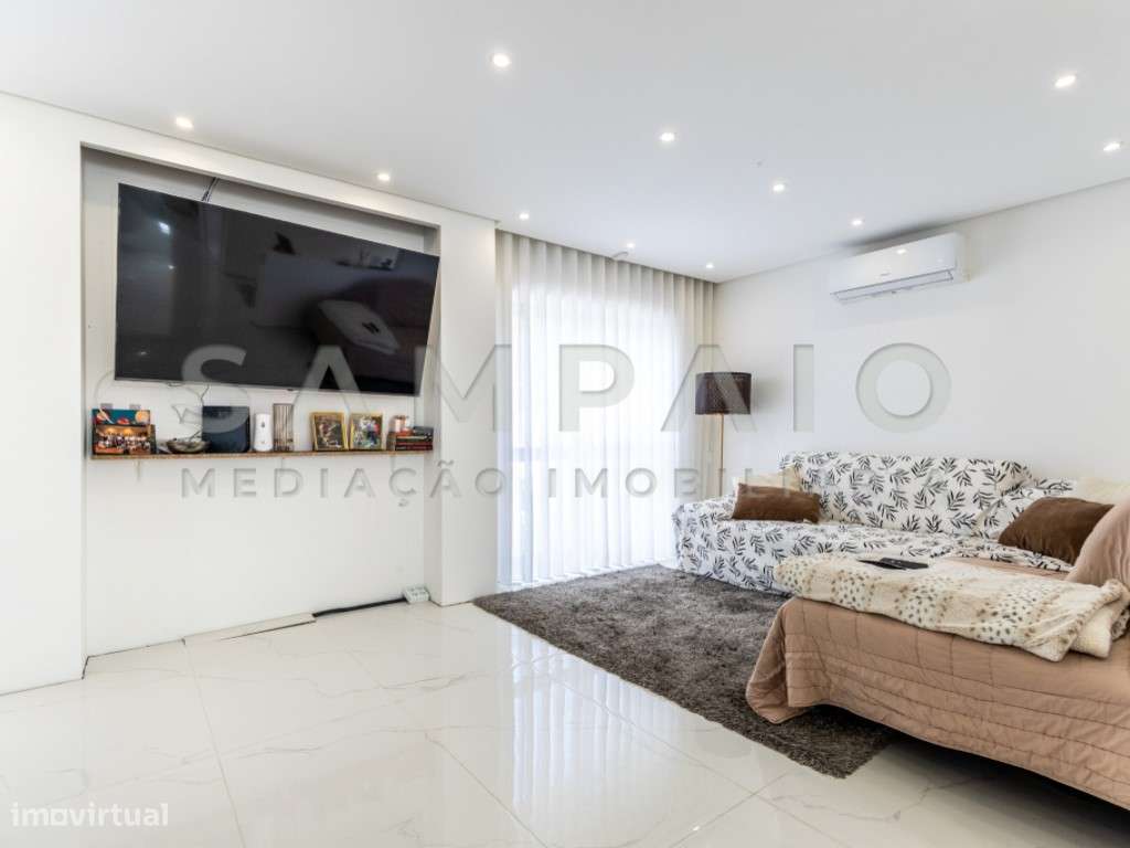 Moradia T3 - Baguim do Monte! - Grande imagem: 4/44