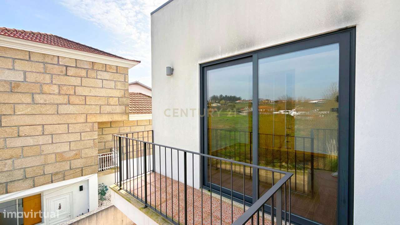 Moradia T3 | Parque da Cidade | Paredes-24