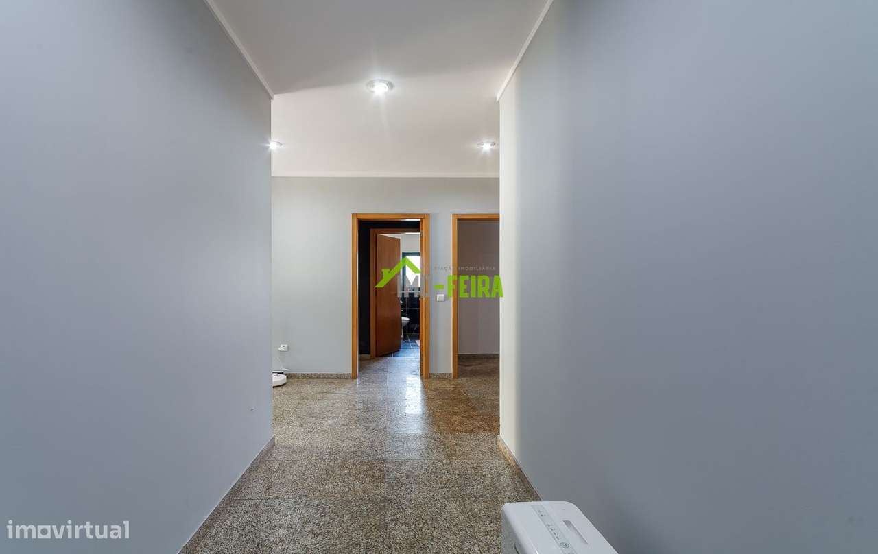 Moradia  T3+T2. ARRIFANA-20