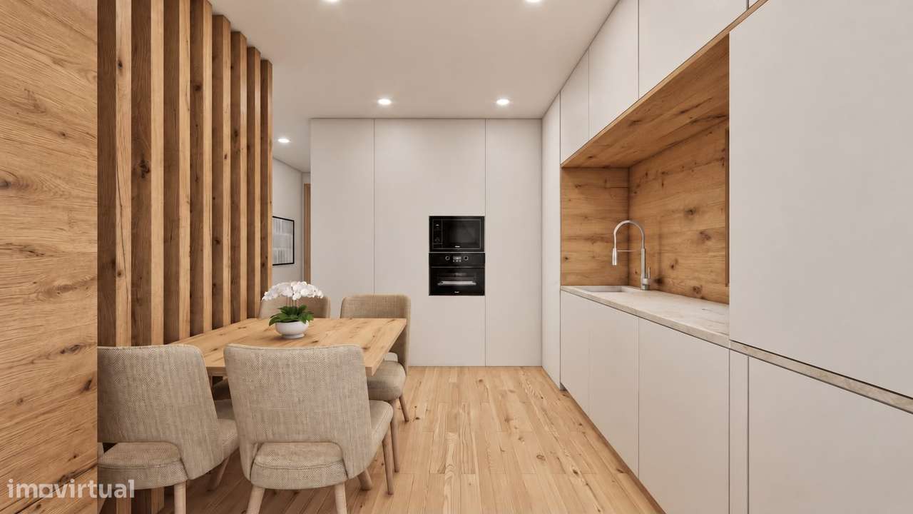 Apartamento T1+1 | Garagem | Elevador | Remodelado | São Cosme-0