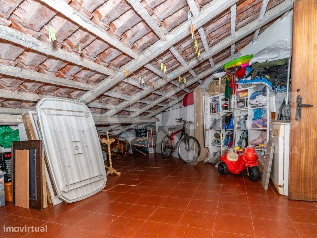 T3 + Sótão | Abadias | Terraço | Boas Áreas | Luminosidade-45