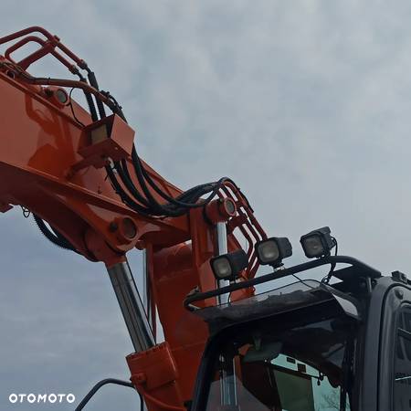 Hitachi ZX 170 W - 16