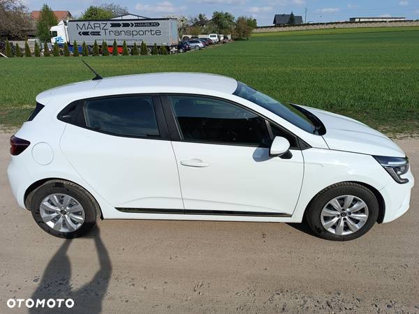 Renault Clio - 6