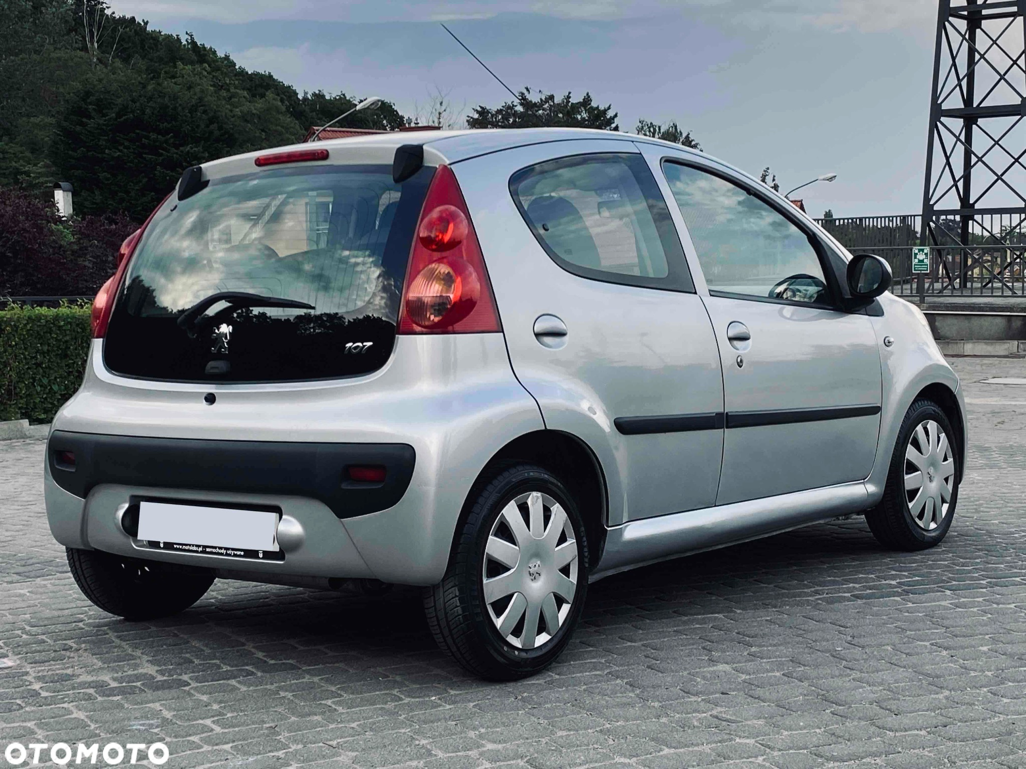 Peugeot 107 1.0 Trendy - 11