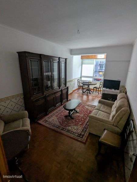 T2 em Oeiras renovado e mobilado - Grande imagem: 5/12