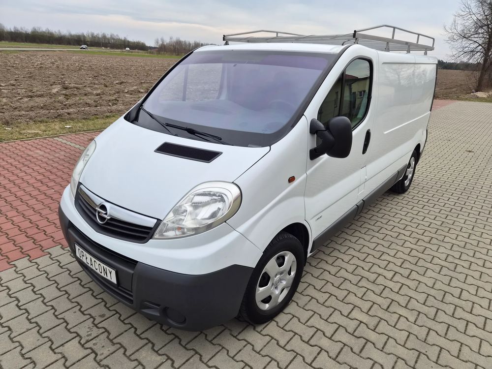Opel Vivaro 2012