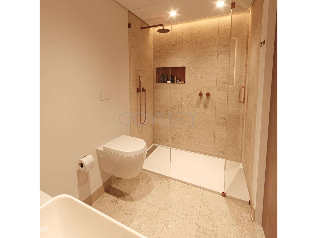 Apartamento de Luxo T2 com Terraço Privativo na Cobertura e Jacuzzi-9