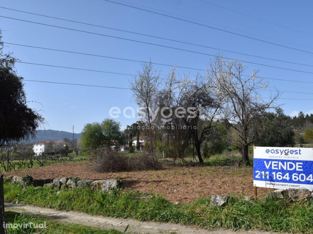 Terreno plano, localizado na UF de Boa Aldeia, Farminhão ...