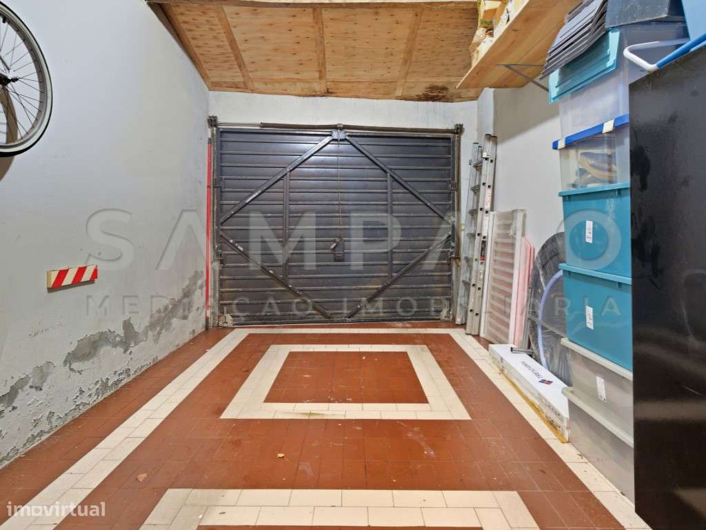 Moradia T3 - Valbom/S. Cosme-24