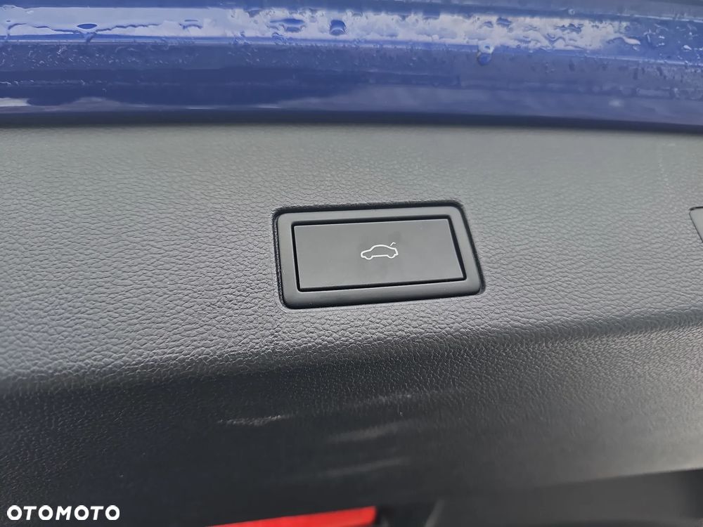 REZERWACJA FV23%, R-Line 1.5 eTSI mHEV 150KM, Salon Polska, ASO, 1 wł.