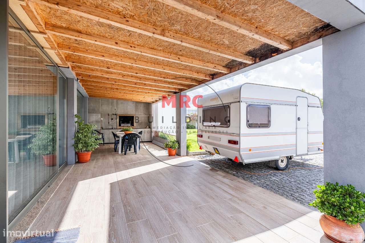 Moradia de Charme Térrea  V3 + V1-37