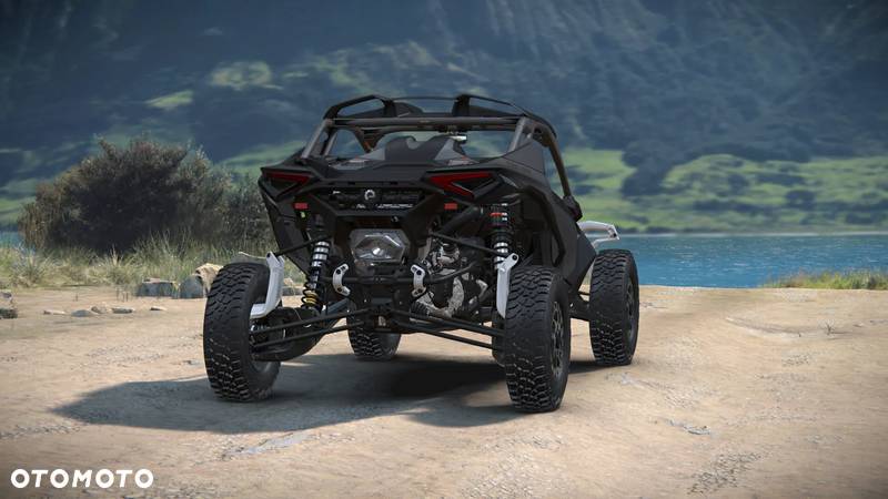 Can-Am Maverick - 4