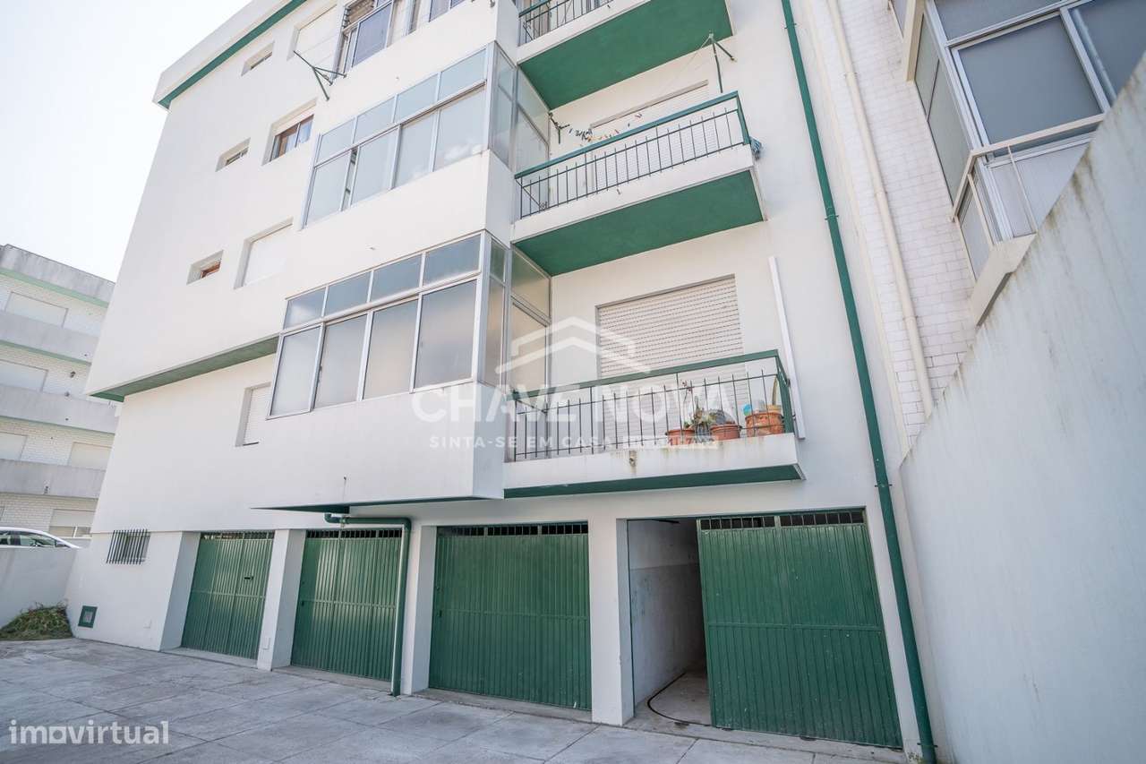 Apartamento T2 Varandas e Garagem Box – Águas Santas-16