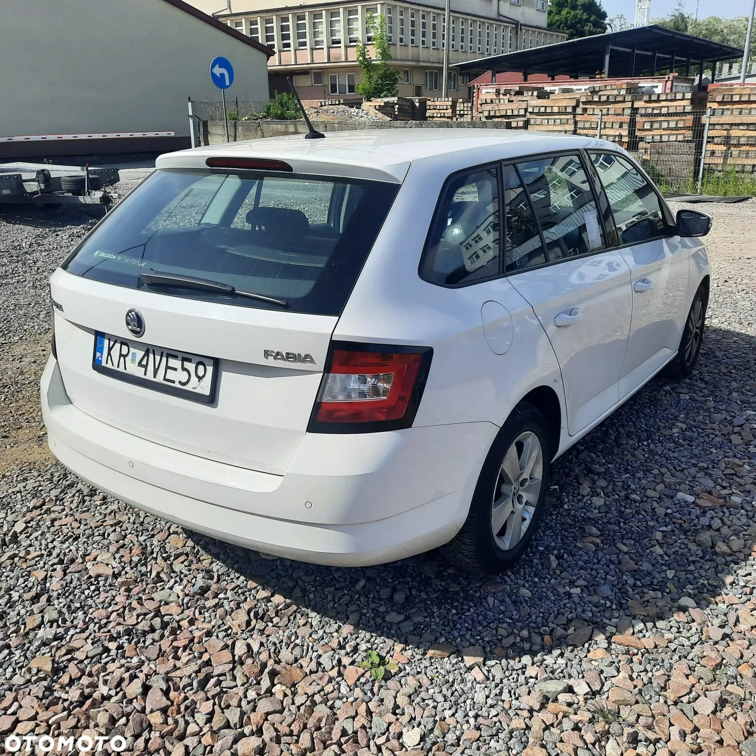 Skoda Fabia 1.0 Ambition - 3