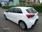 Kia Rio - 5