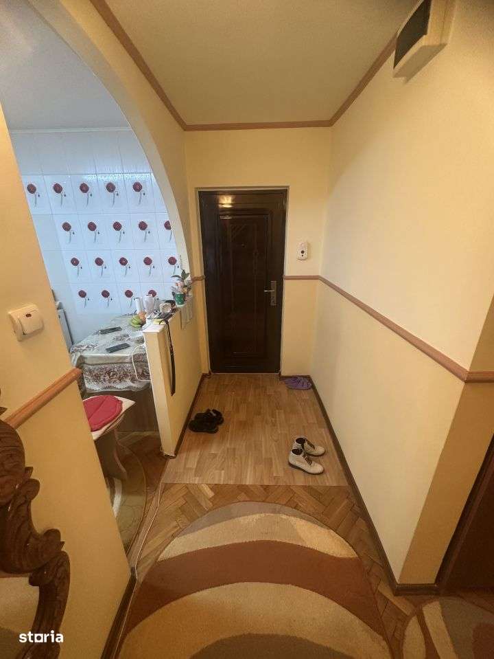 Apartament 3 camere de vanzare, cart. Dealul Florilor - Imagine principală: 5/10