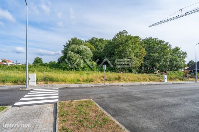 Lote de Terreno  Venda em Loureira,Vila Verde-11