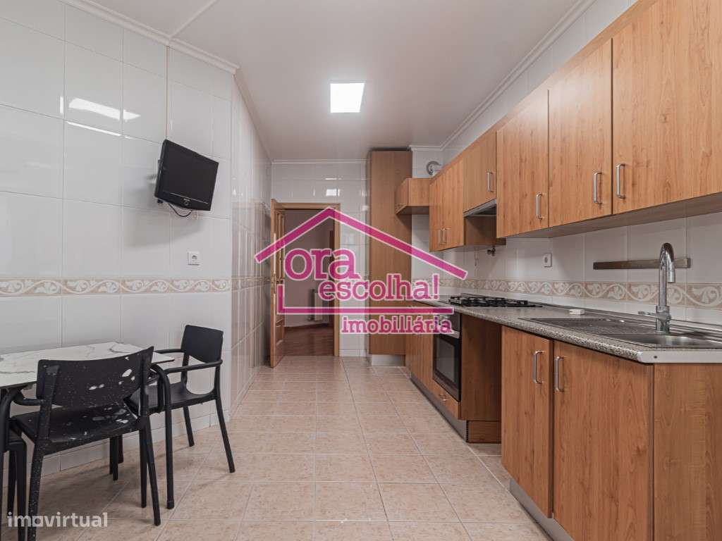 Apartamento T3 de 2001 Remodelado com Suíte, 113 m2 de área bruta p...-4