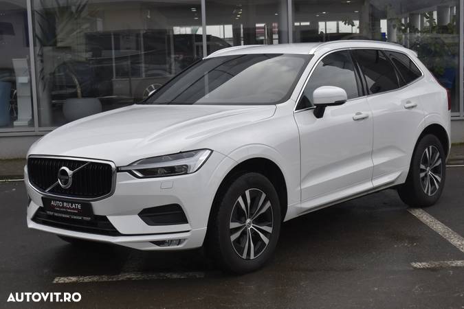 Volvo XC 60 B4 D AWD Geartronic Momentum Pro - 2