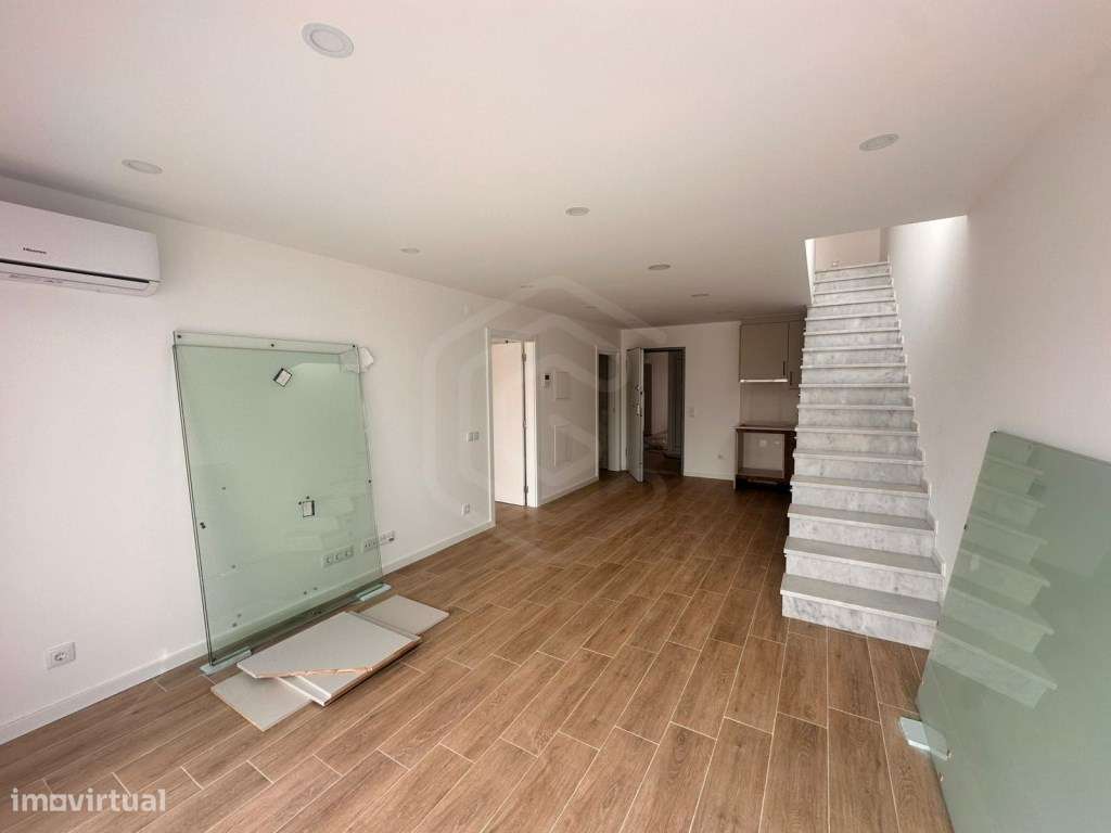 Apartamento T3 duplex, em fase final de construção, a 150 metros da... - Grande imagem: 5/17