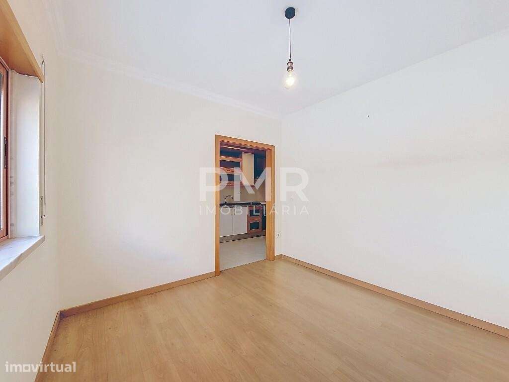 T1+1 Moderno na Quinta da Arieira em Camarate - Grande imagem: 3/24