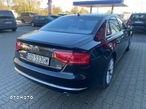 Audi A8 - 6