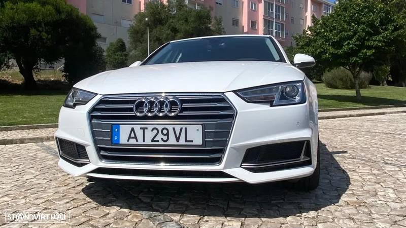 Audi A4 Avant 40 TDI Sport S tronic - 1