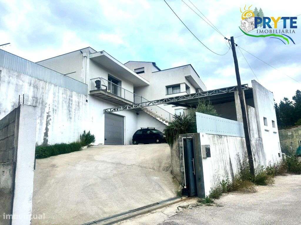 Moradia de tipologia T3 situada na Vila da Sertã - Grande imagem: 4/55