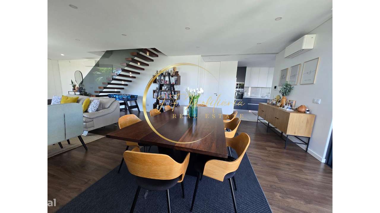 Moradia T4 de Luxo com Jardim-10