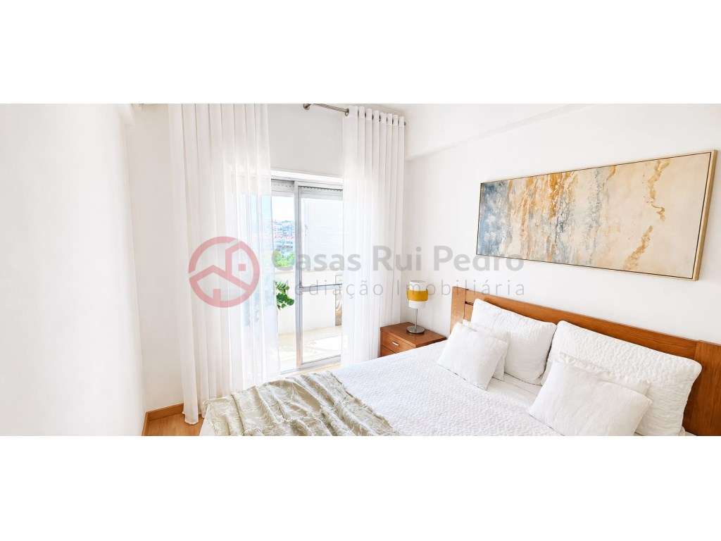 Apartamento T2 Remodelado em 2015 com Excelentes Áreas e Localizaçã...-26