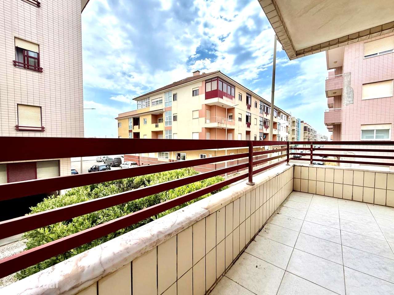 Apartamento T3 com Suíte, Varanda e Garagem – Praia do Furadouro-37